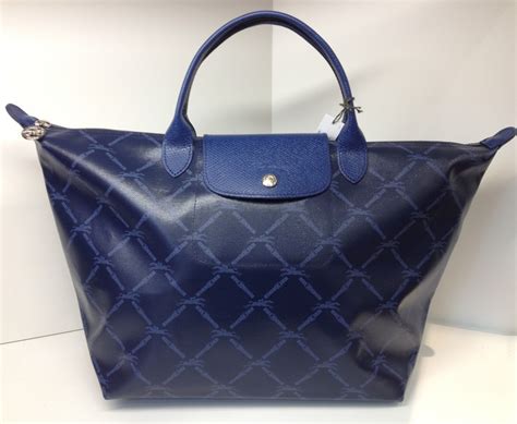 longchamp สีไหนสวย pantip
